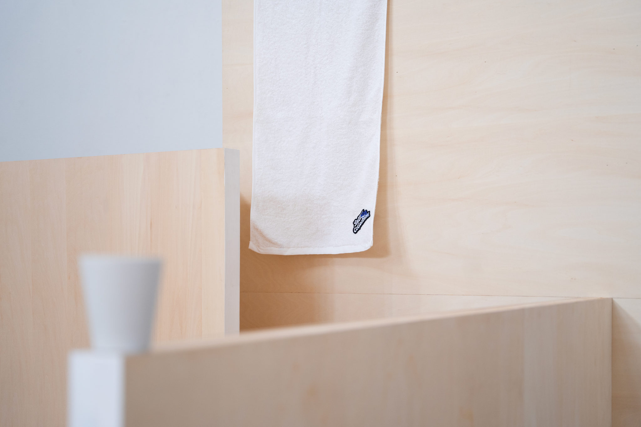 〈共に在ること〉を前提とした〈関係としての場所〉