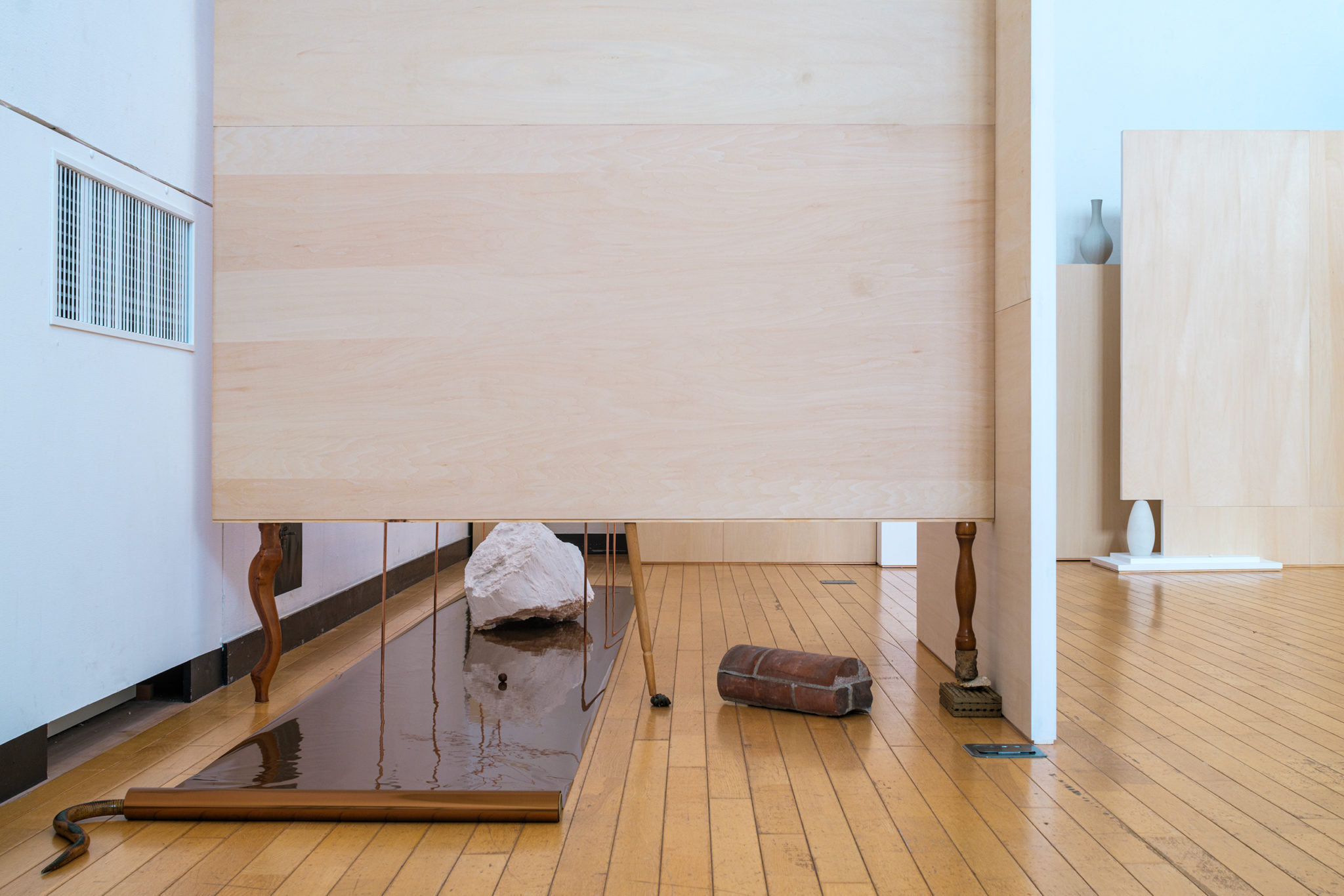 〈共に在ること〉を前提とした〈関係としての場所〉