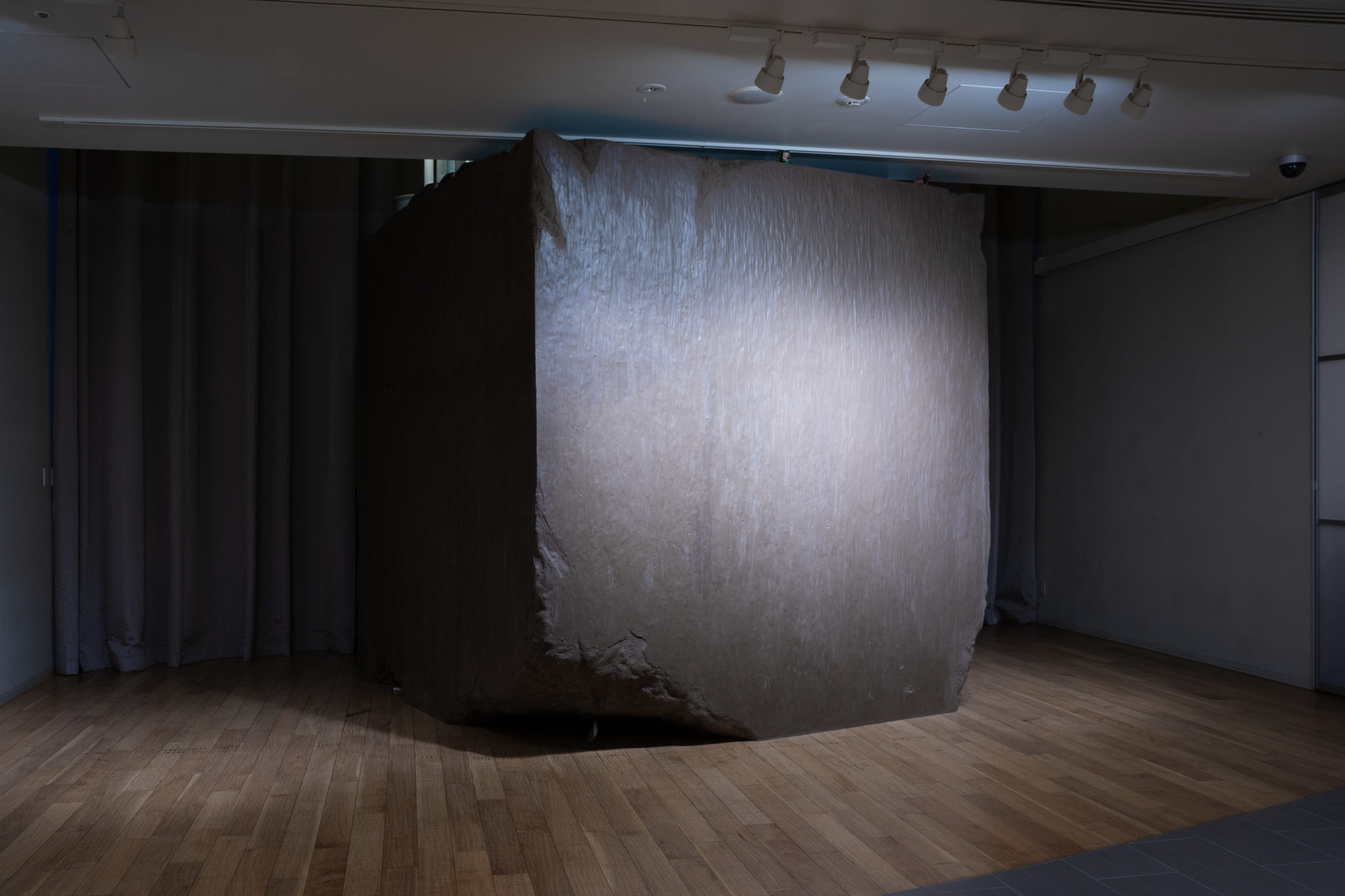 場所と存在 – 器の構造